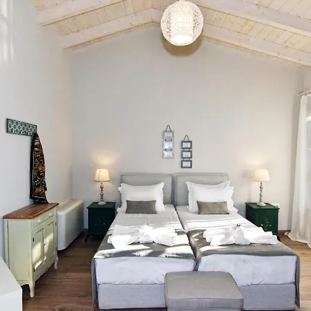 Villa Sleeps 8 With Pool And Air Con Barbati