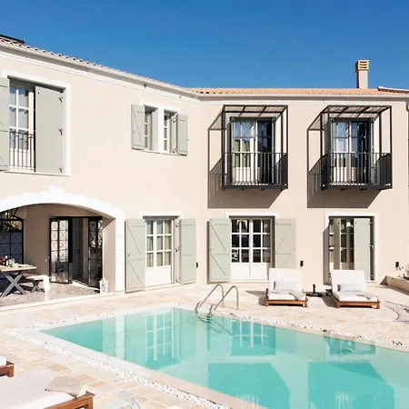 Sleeps 8 With Pool And Air Con Barbati